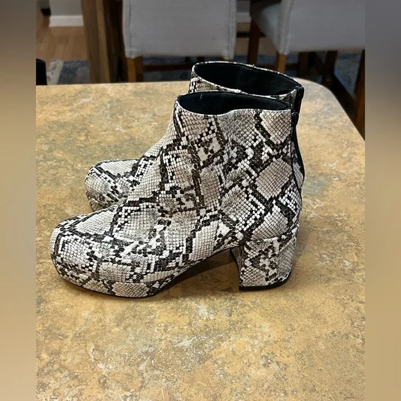 Anthropologie/Farylrobin Platform Snake Boots - Picture 2 of 11